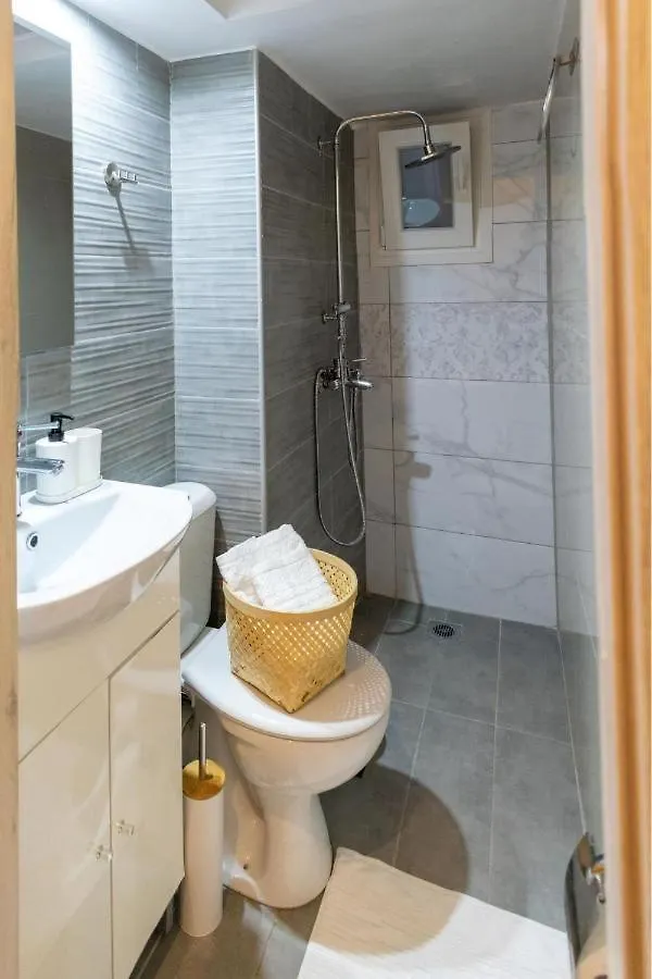 Skg Nest Apartamento Tessalónica